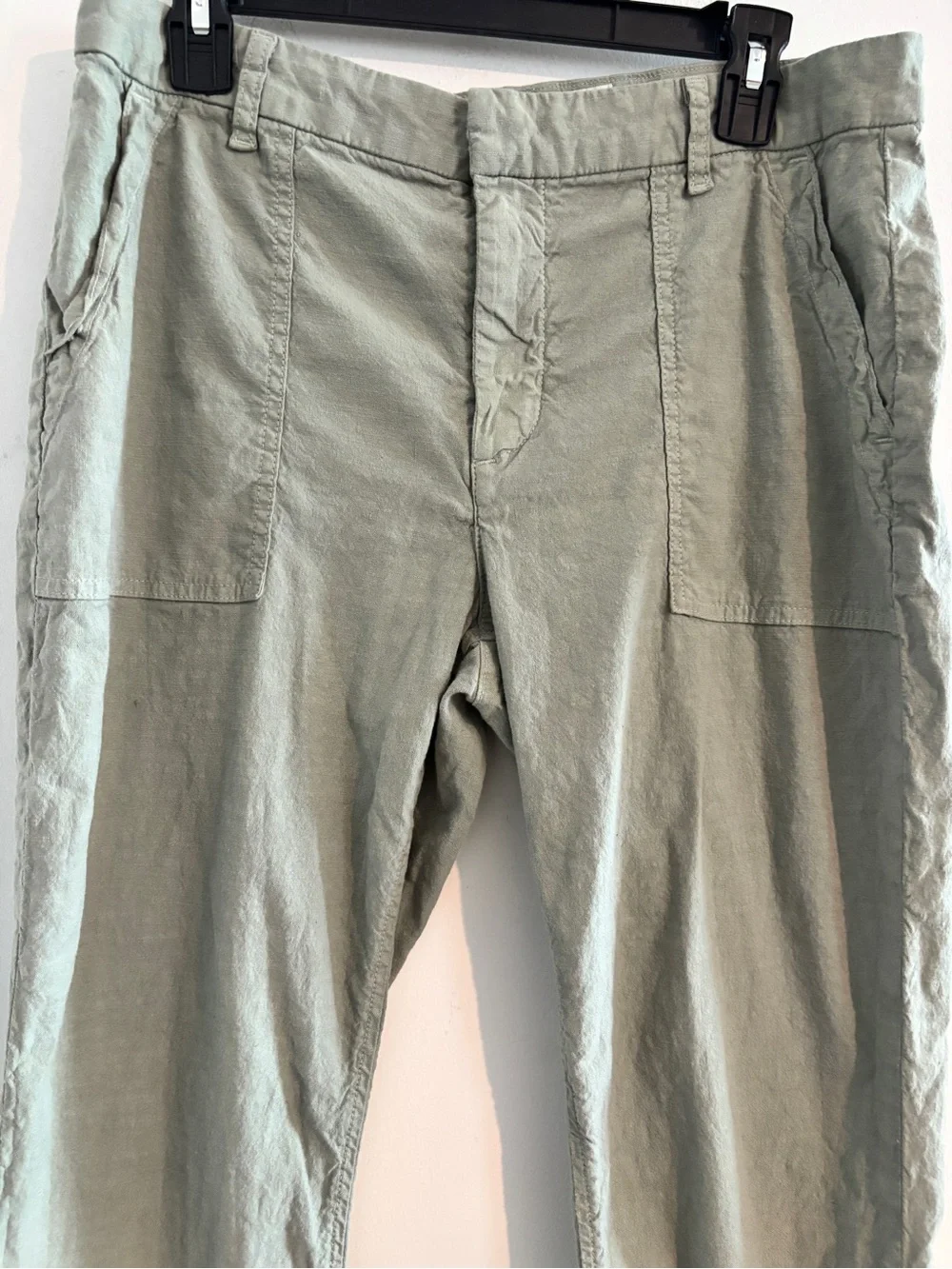 Frank & Eileen Jameson Utility Joggers sage color, tapered ankle Size 10